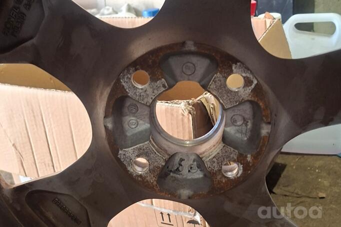 Peugeot 3008, aliaj ușor