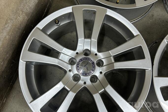 Mercedes, aliaj ușor