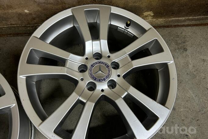 Mercedes, aliaj ușor