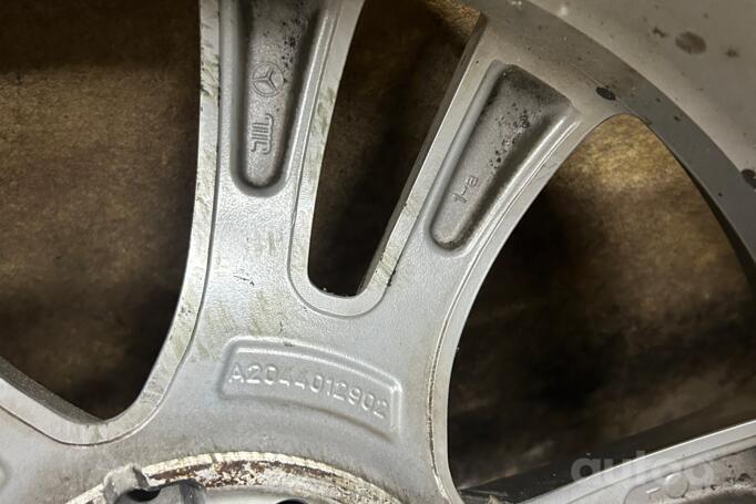 Mercedes, aliaj ușor