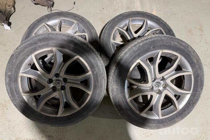 Volvo, light alloy