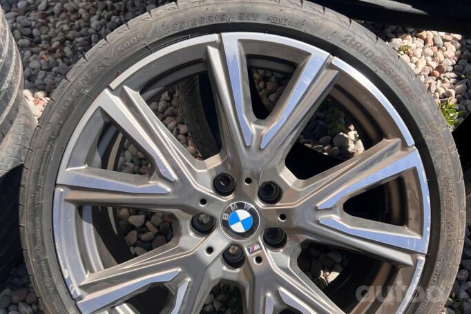 Bmw, light alloy