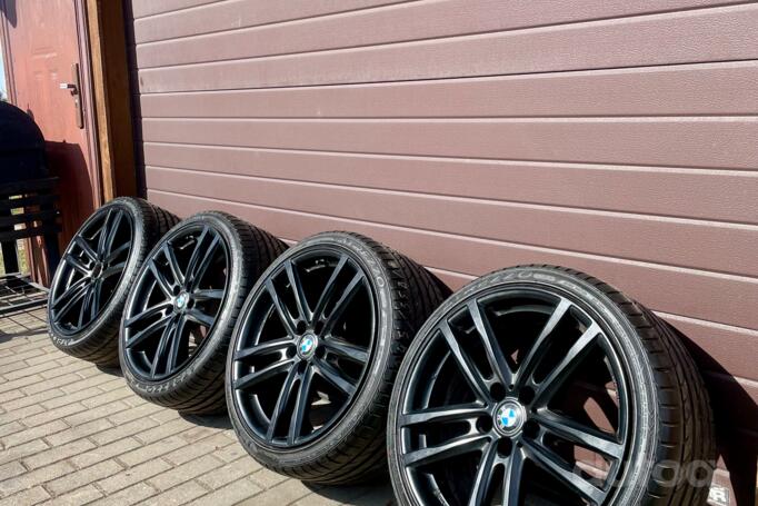Bmw, light alloy