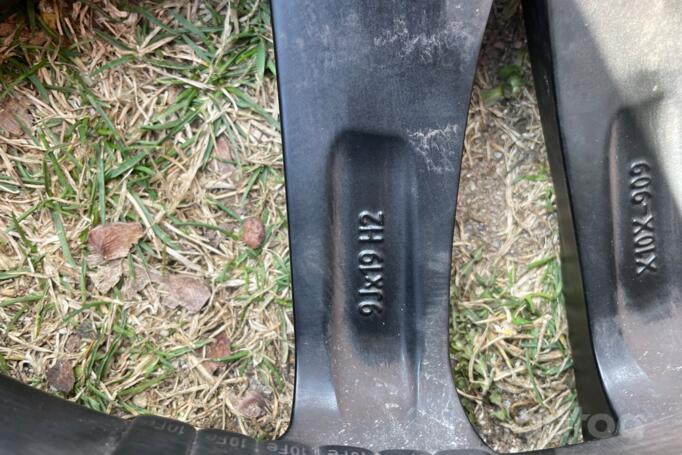 Bmw, light alloy