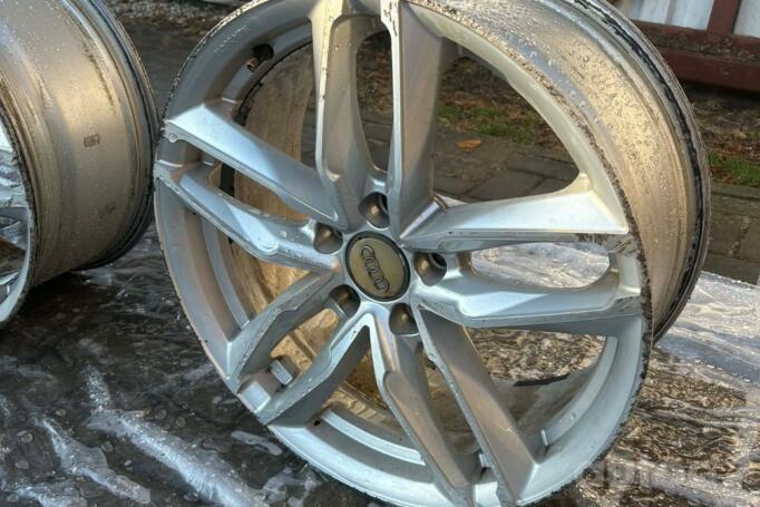 Audi, aliaj ușor