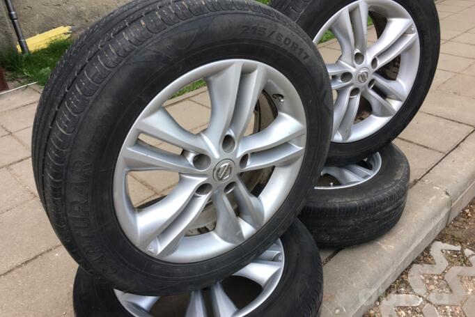 Nissan, light alloy