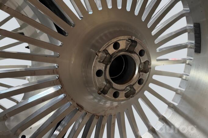Mercedes-Benz, light alloy
