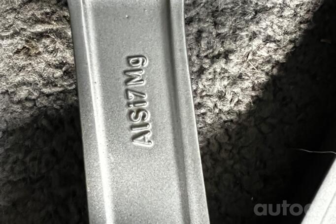 Audi, aliaj ușor