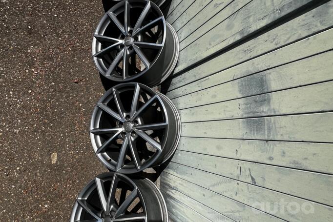 Audi, aliaj ușor