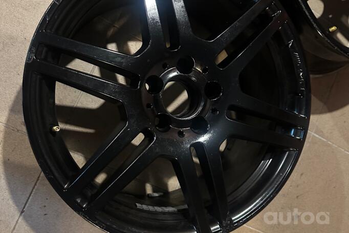 Amg, light alloy