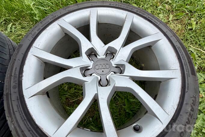 Audi, aliaj ușor