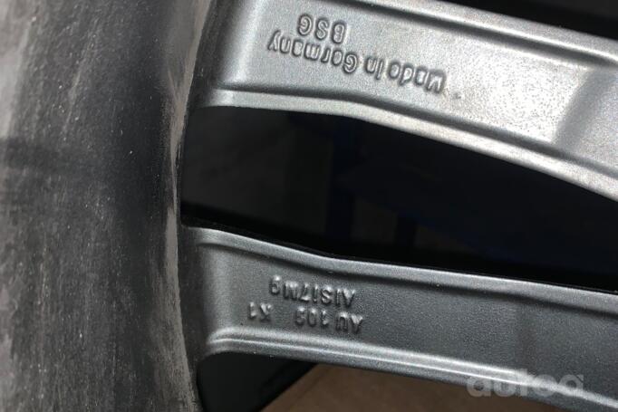 Audi, aliaj ușor