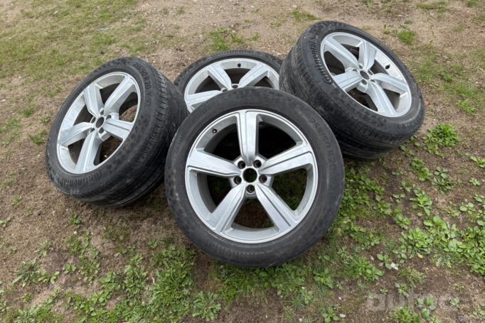 Audi, light alloy