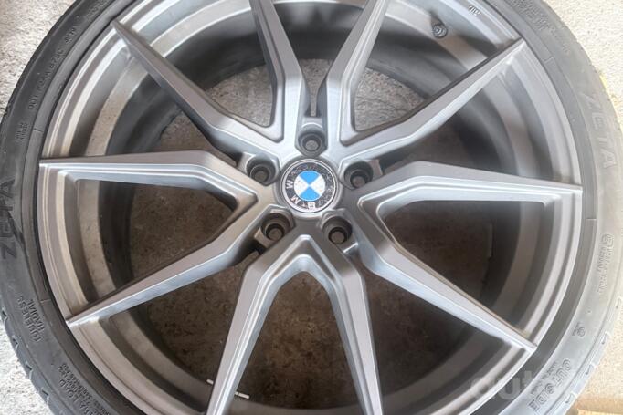 BMW, light alloy
