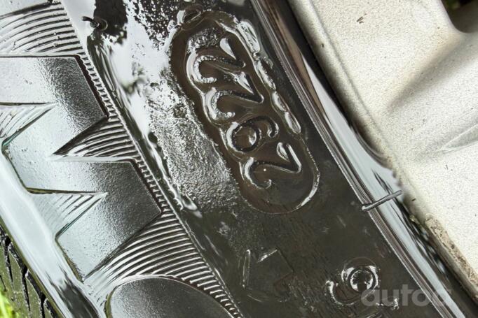 Bmw, light alloy
