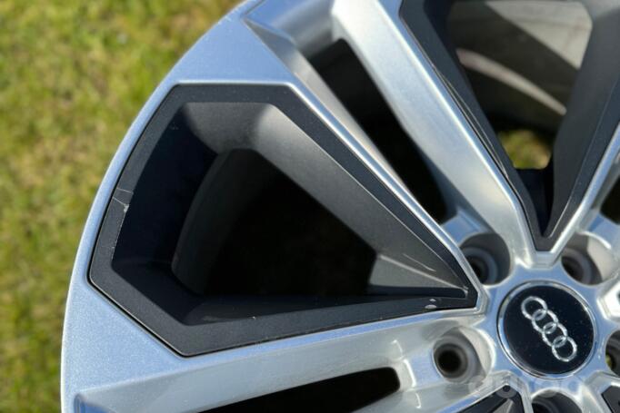 Audi, Легкого сплава