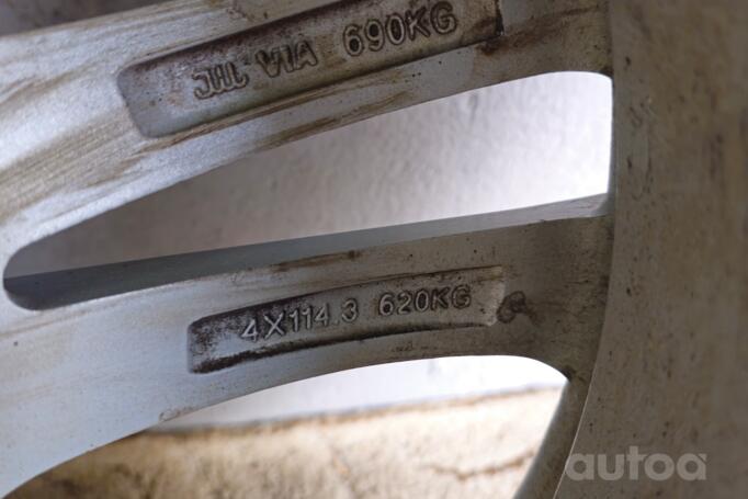 Toyota/aftermarketai, light alloy