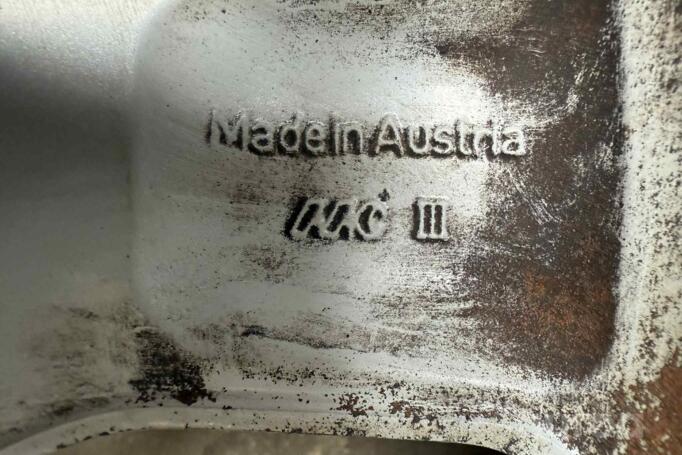 Bmw, light alloy