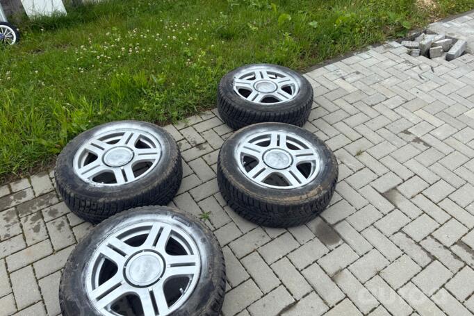 Audi, aliaj ușor