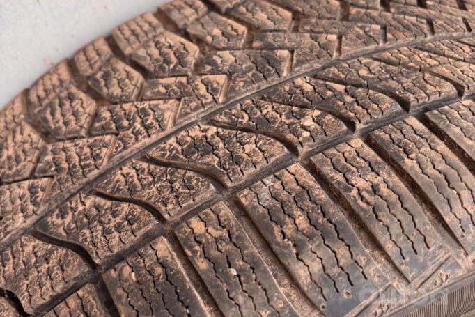 Audi, light alloy
