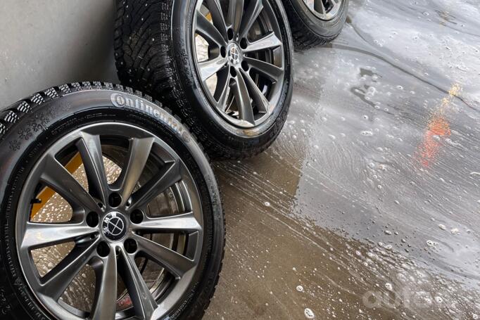 Bmw F10/11 orginalus ratlankiai, light alloy