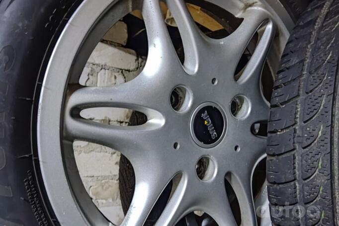 Smart, light alloy
