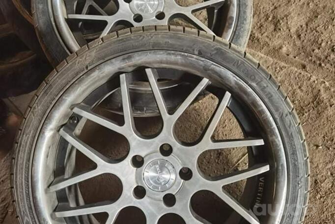 Concave, light alloy