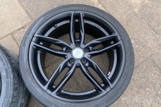 Audi, light alloy