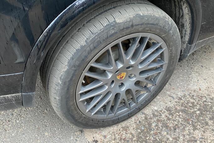Porsche, light alloy