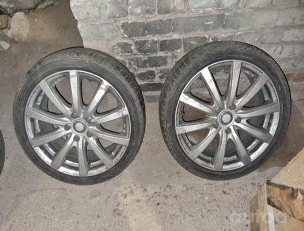 Mercedes Benz, light alloy