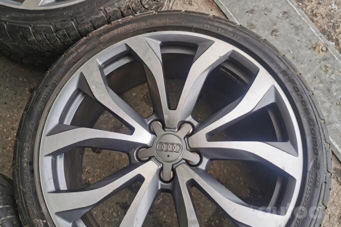 Audi, light alloy