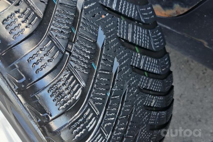 Bmw, light alloy