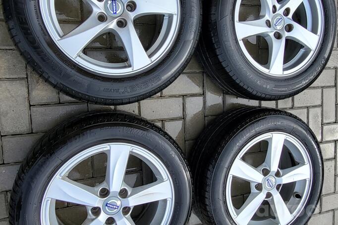 Volvo, light alloy