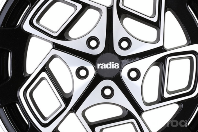 Radi8, light alloy