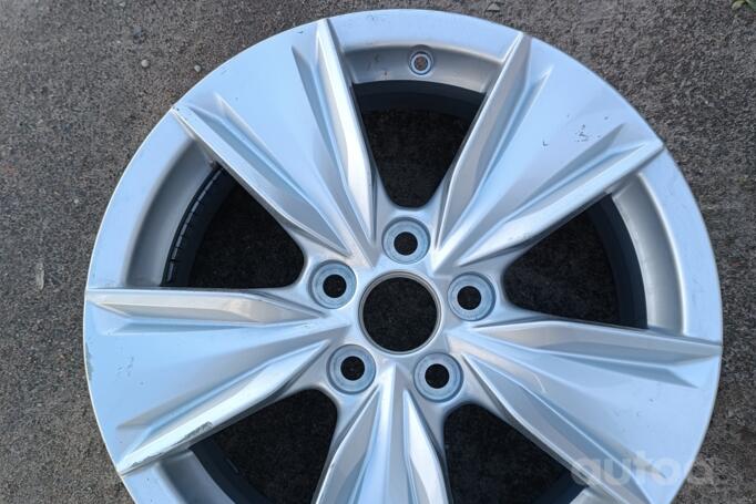 Lexus, light alloy