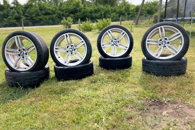 Bmw, light alloy