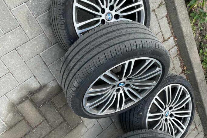 Bmw, light alloy