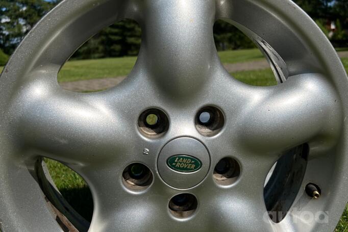 Land Rover, light alloy
