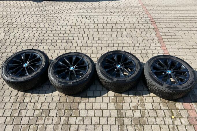 Bmw, light alloy