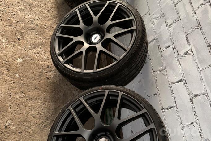 Tesla, light alloy