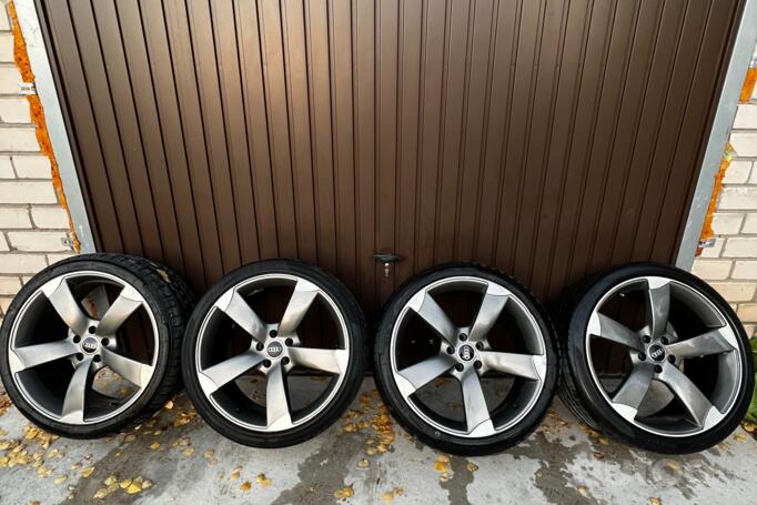 Audi, light alloy
