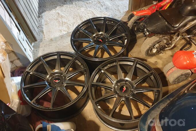 Japan Racing JR11, light alloy