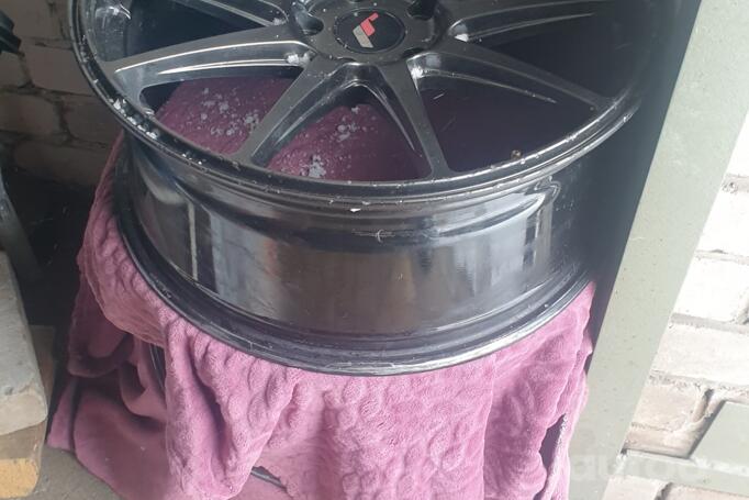 Japan Racing JR11, light alloy