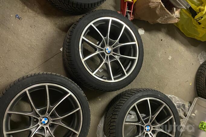 Bmw, light alloy