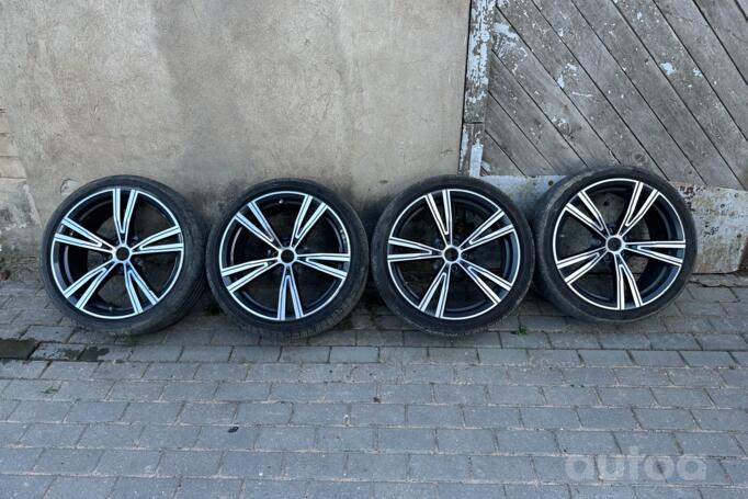 Bmw, light alloy