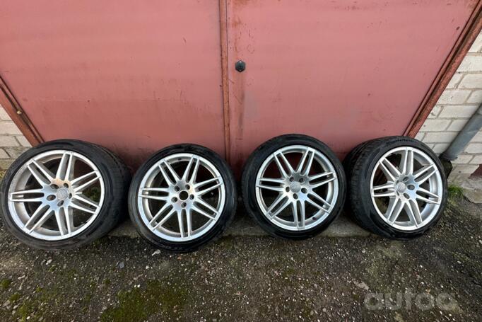 AUDI, light alloy