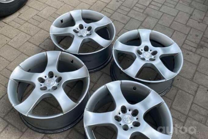 Fondmetal, light alloy