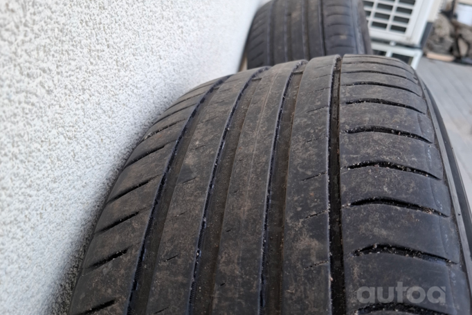 Bridgestone ir triangle