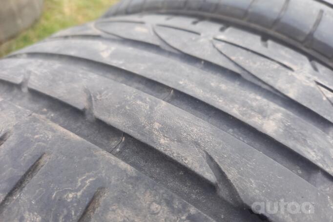 Bridgestone 225/40 R18