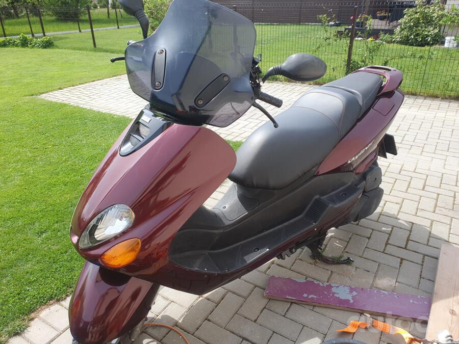 Yamaha MAJESTY